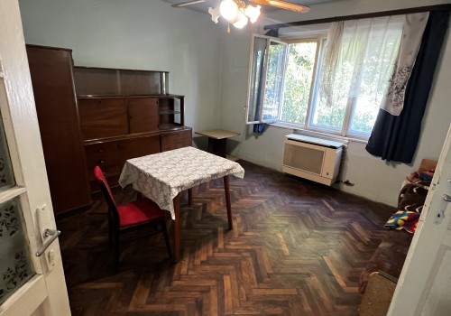 Eladó, felújítandó ház Koroncón #8