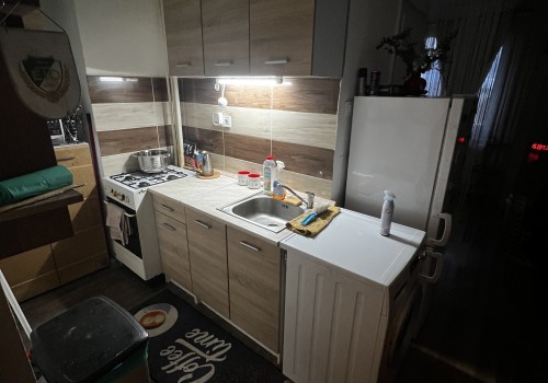 Győr Adyvárosban eladó kis méretű panel lakás