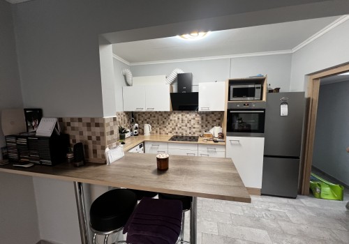 Eladó magasföldszinti lakás Adyvárosban