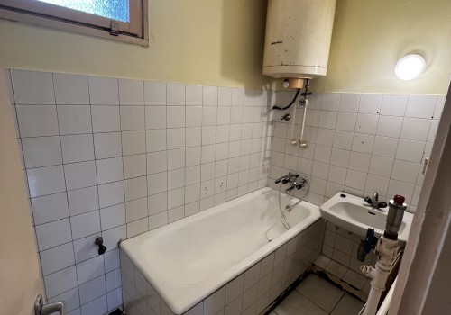 Csornai negyedik emeleti 47m2-es lakás #4